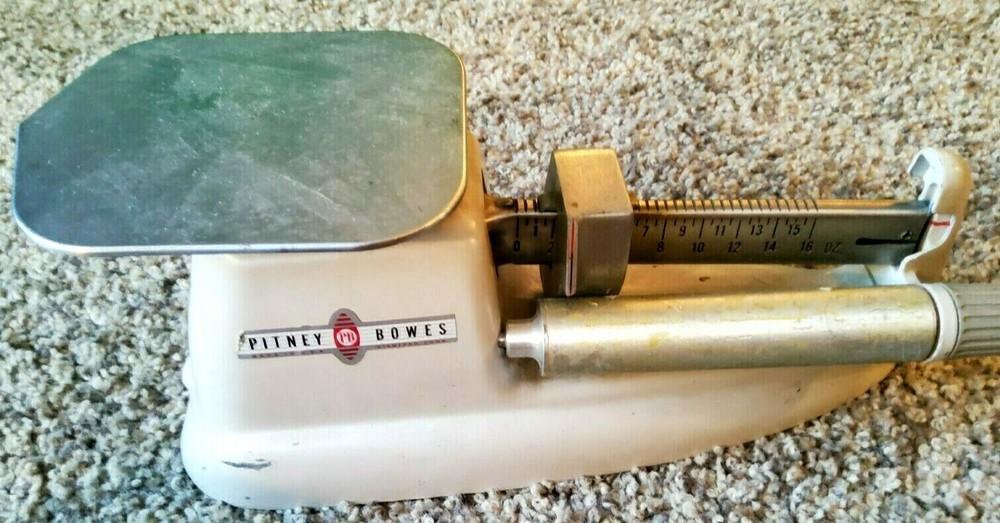 Vintage Pitney Bowes Postal Scale, Mechanical