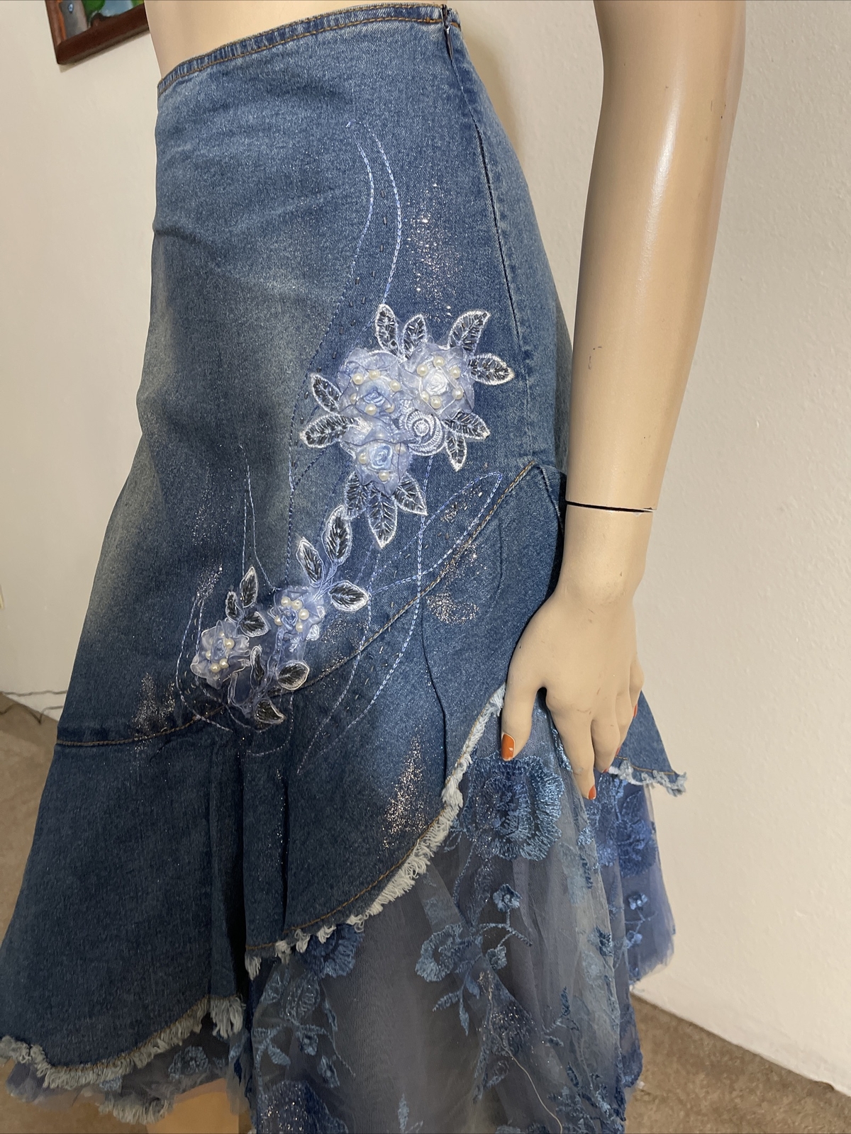 Blue Denim Casual Hippie Boho Beaded Lace Embroidery Ruffle Zip Size M Skirt 901