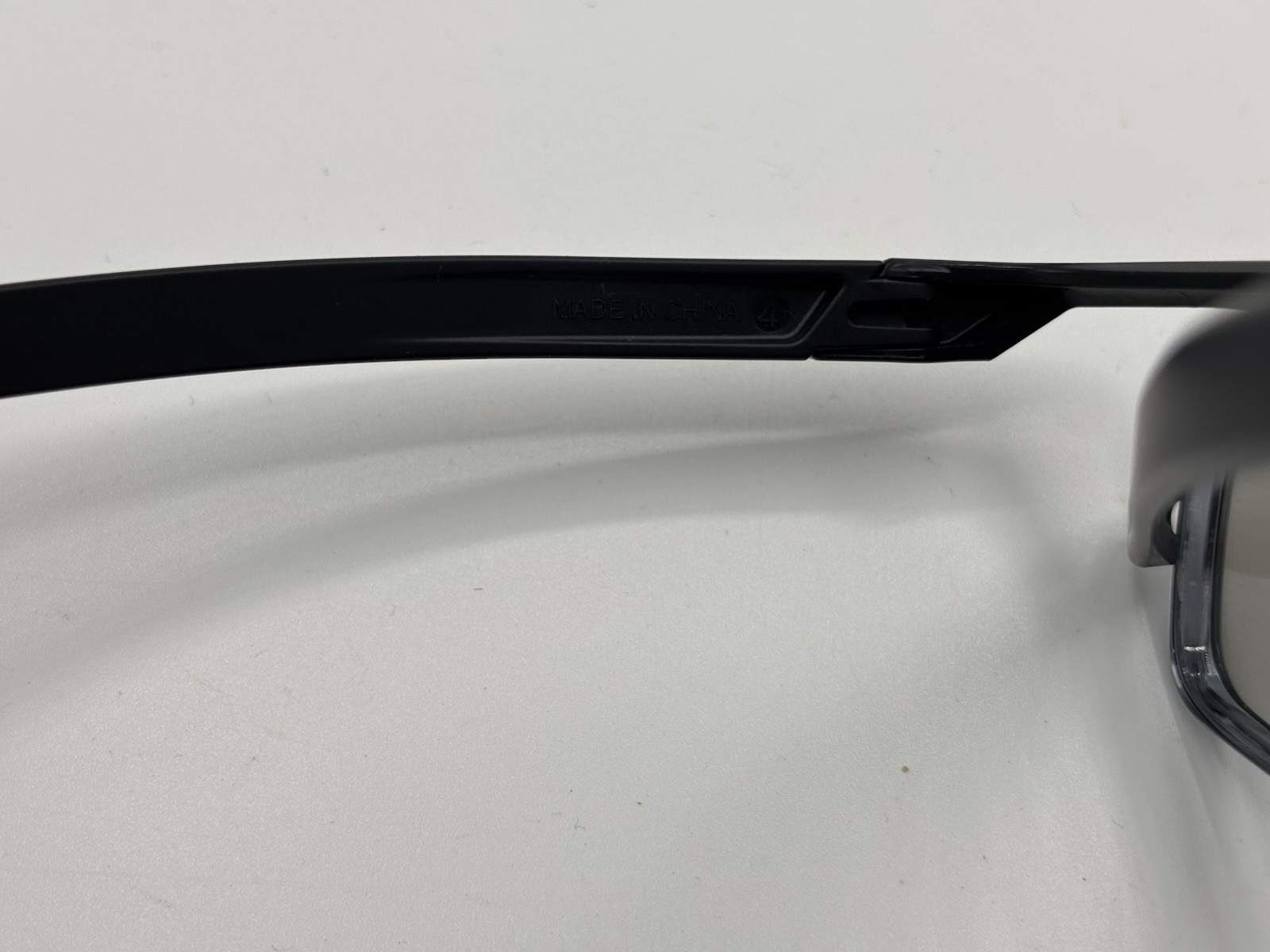 SONY Genuine Original TDG-500P Passive 3D Glasses