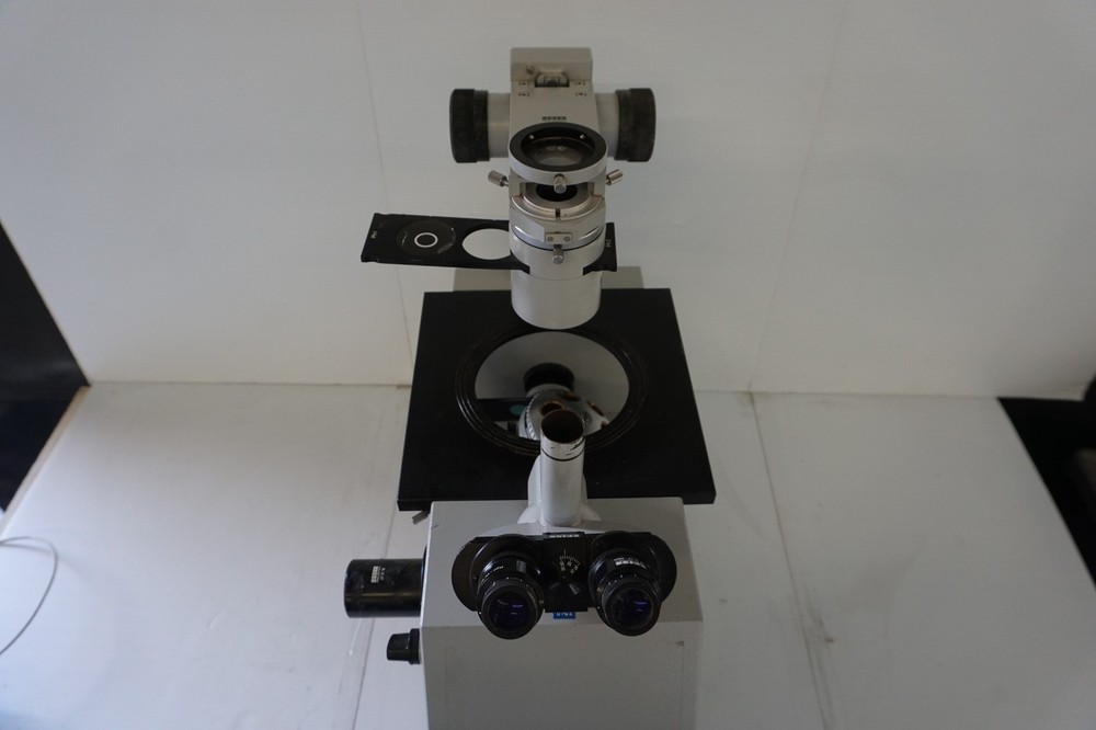 ^^ Zeiss IM35 Inverted Binocular Microscope (SZY26)