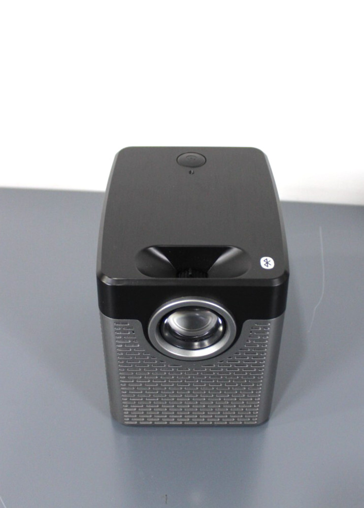 GPX All In One Projector + Screen Kit 120 *Read Description*