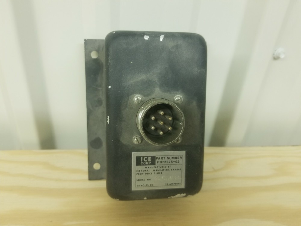 Cessna ICE Corp Prop De-Icer Deicer De Ice Deice Timer Unit P072575-02