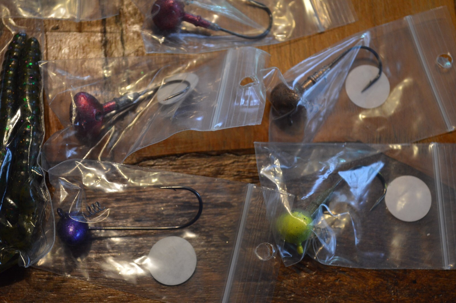 Lot of 5 Large Jig Heads & 5 Pks Of Fishing Lure Worm Plastics,Pumpkin Seed