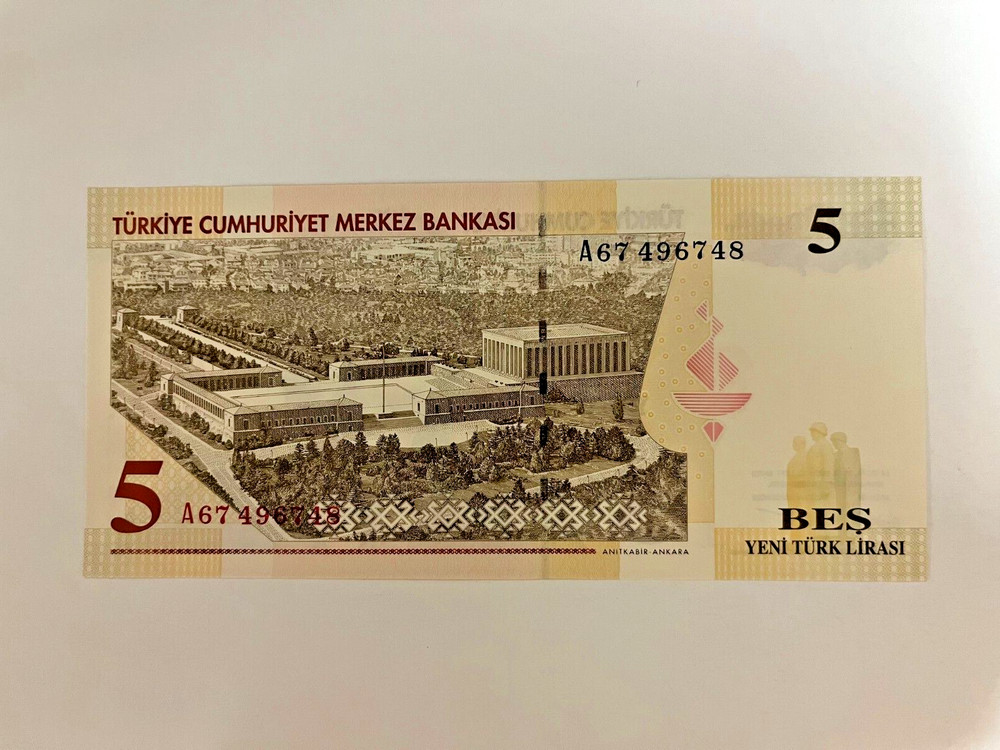 2005 Turkey 5 Lirasi World Banknote