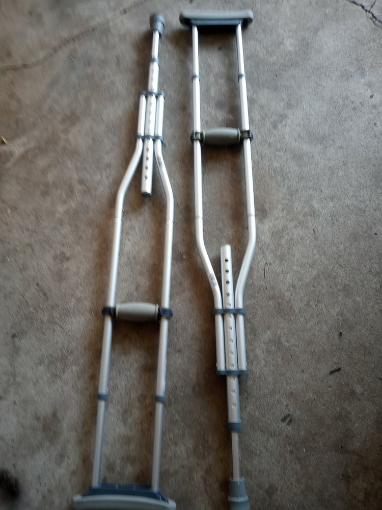 aluminum crutches