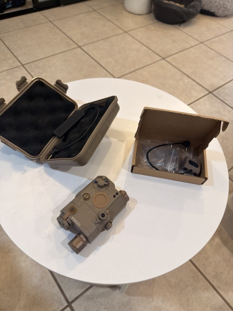 PEQ15 Replica with Pressure Pad and Switch