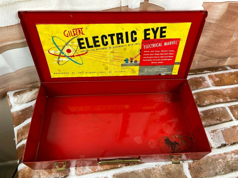 A.C. Gilbert Electric Eye All Original Metal Case
