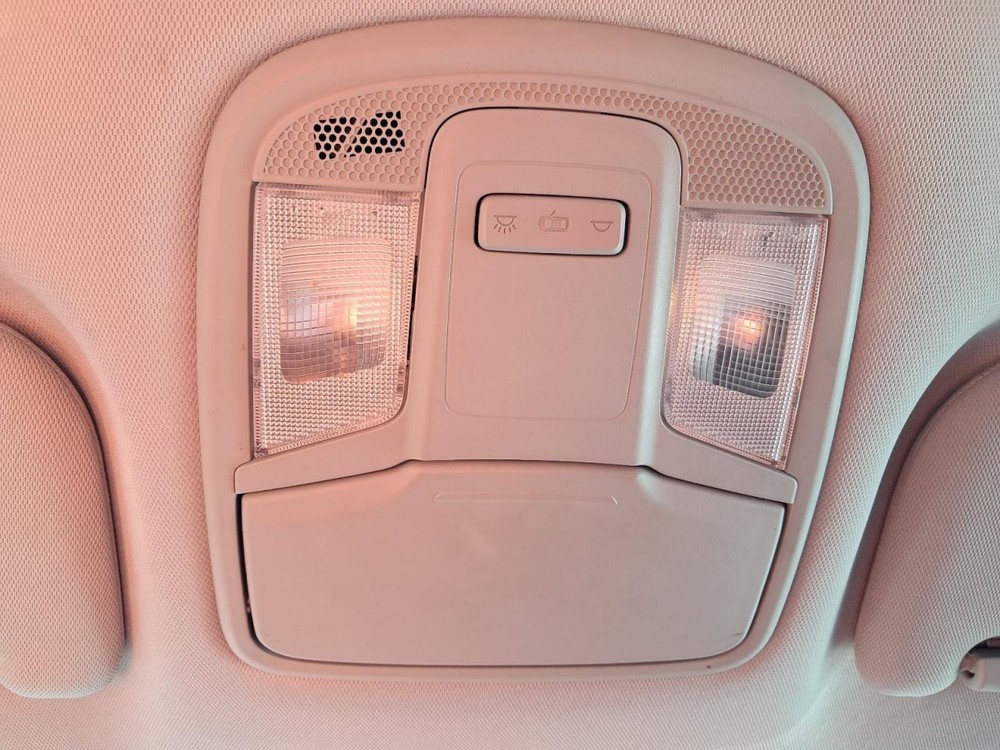 OPTIMAKIA 2015 Glove Box 4765526