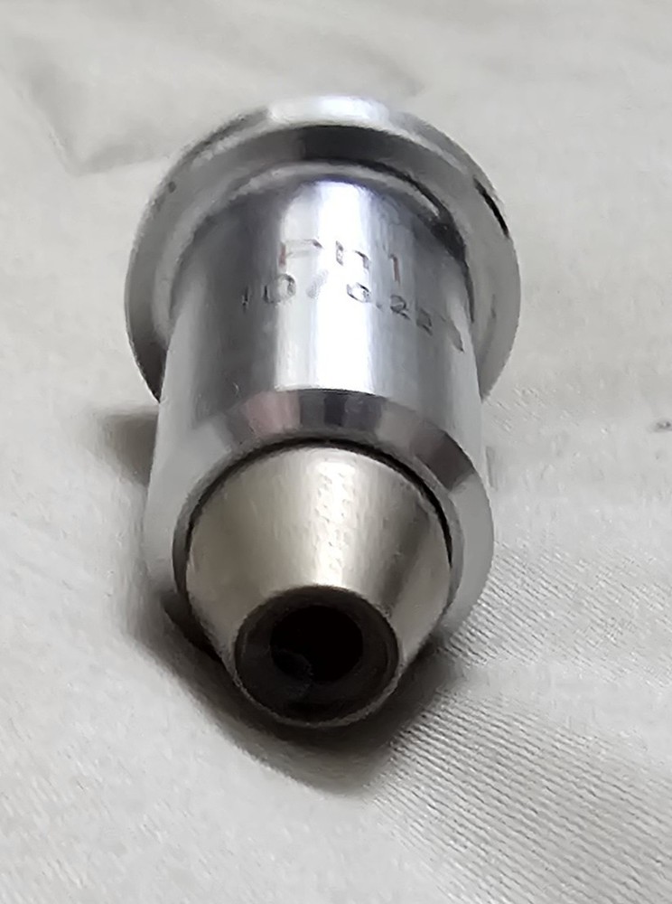 ZEISS 55184314 MICROSCOPE PH1 10 / .22 OBJECTIVE