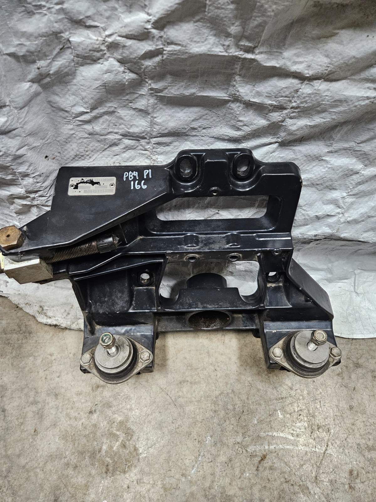 OMC Cobra Volvo SX 5.0 Out Drive Inner Transom Plate Mount 3868030 3652273