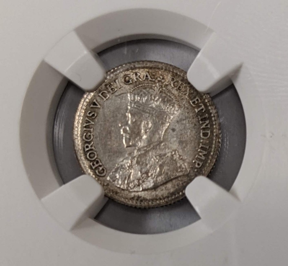 1917 Canada 5c NGC AU 58