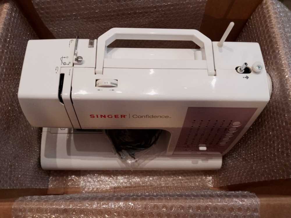 Singer Confidence Sewing Machine 7463 🪡🧵