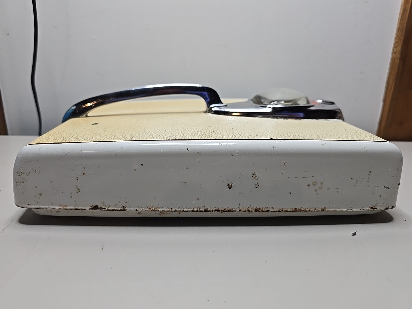 Vintage Detecto 1950s Bubble Bathroom Scale Beige w Silver Speckles MCM Art Deco