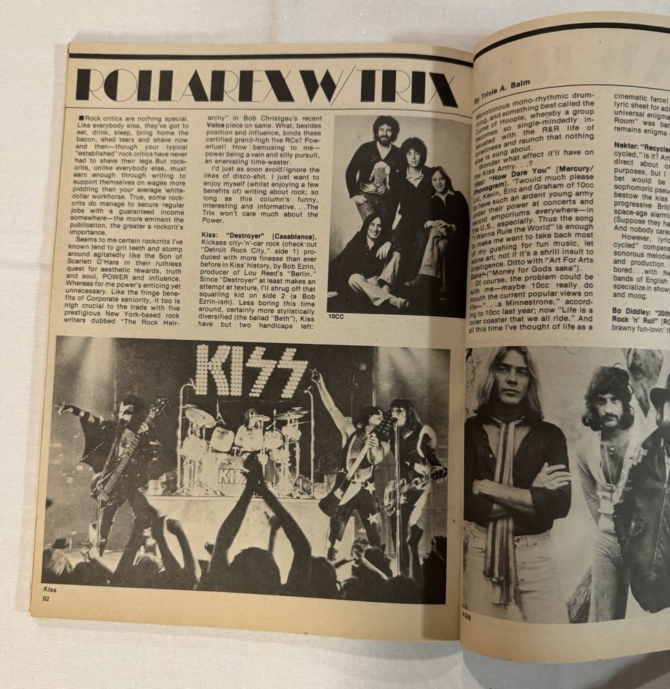 KISS ✨ VINTAGE AUCOIN ERA AUGUST 1976 BLAST CELEBRITY ROCK MAGAZINE ✨ RARE ✨