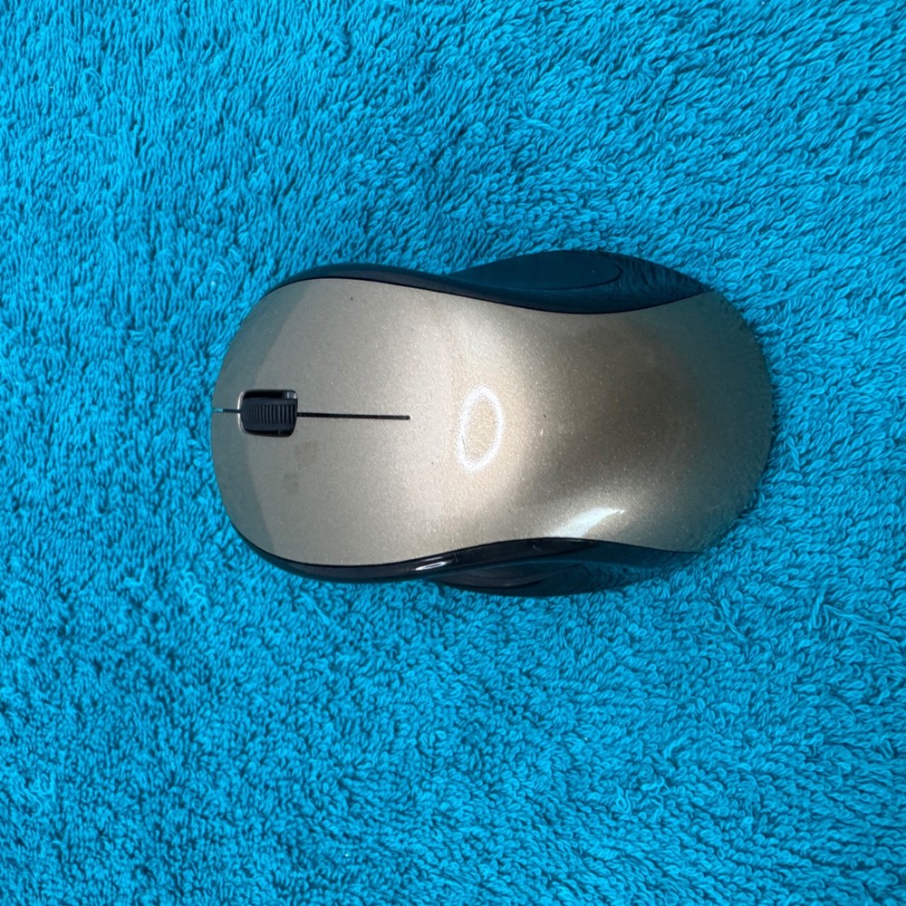 HP Wless Keyboard and Engage Mouse Set Black Silver Multimedia Keys Numeric Pad