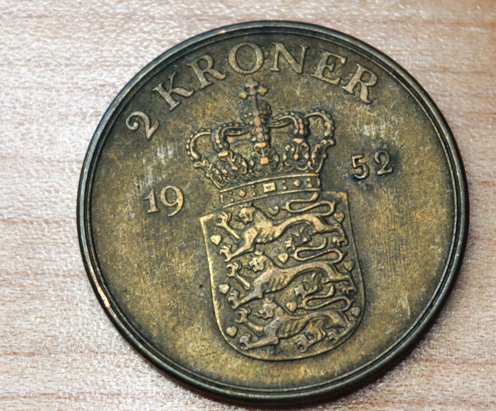 1952 Denmark 2 Kroner Frederik IX