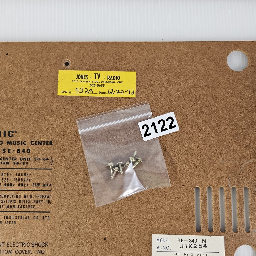 Panasonic SE-840 Stereo BOTTOM PANEL
