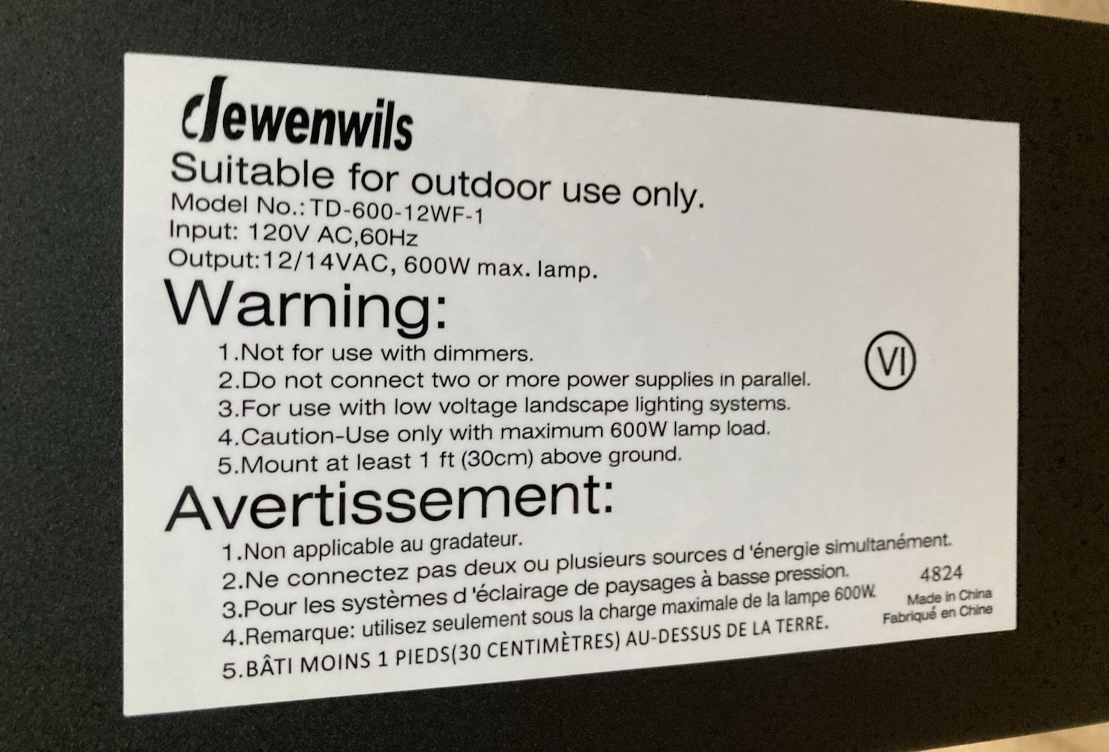 Low Voltage 600-Watt Metal Landscape Lighting Transformer with Timer