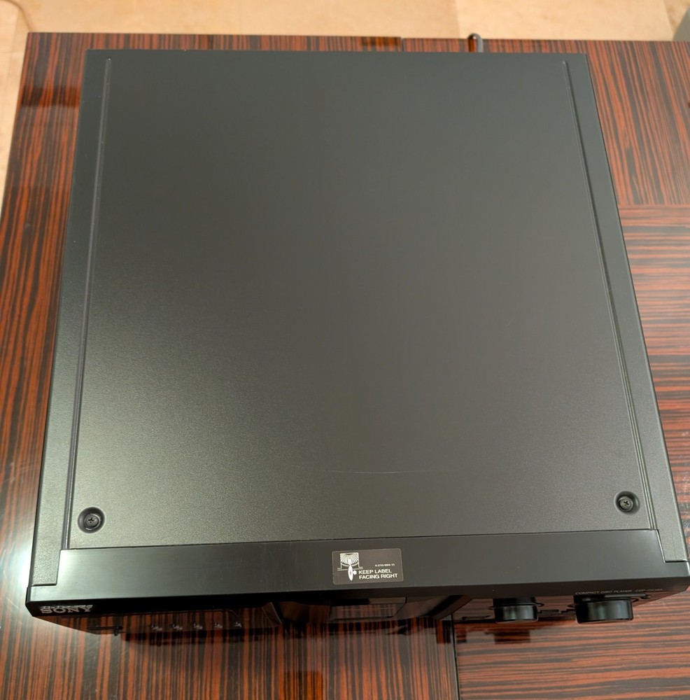 Sony CDP-CX355 Mega Storage 300 Disc CD Player No Remote TESTED WORKS