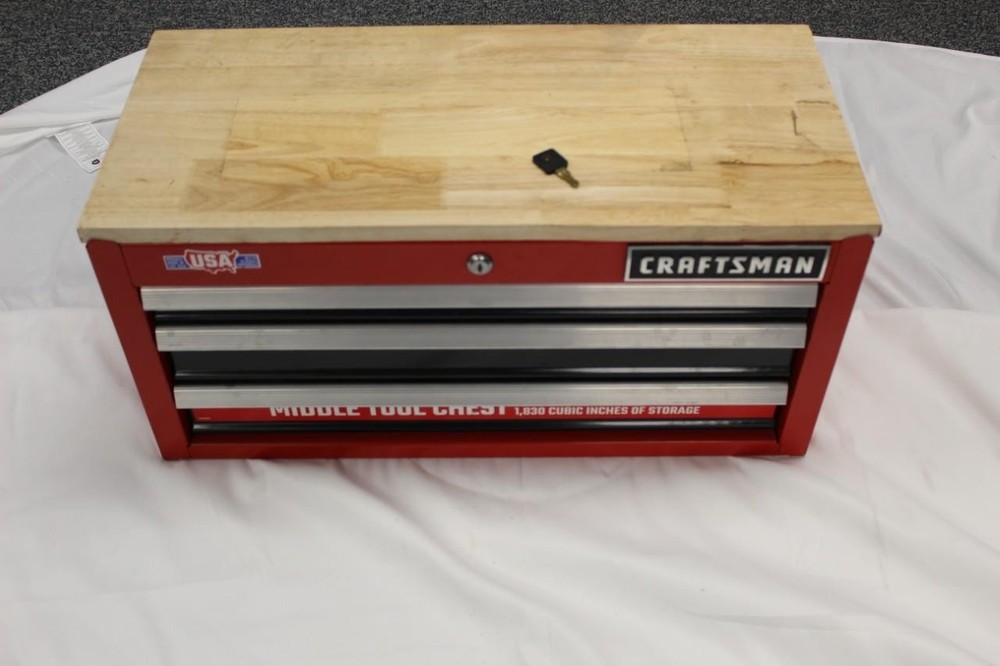 Craftsman Middle Tool Chest Locking 3 Drawer 2000 Series 26" Width (B)