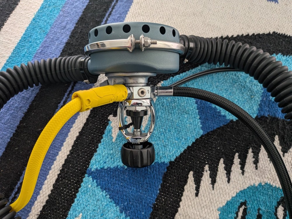 Aqua Lung DA Aqua Master Double Hose Regulator
