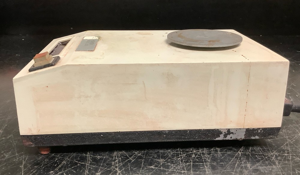 Fisher Scientific Model 300 Lab Scale