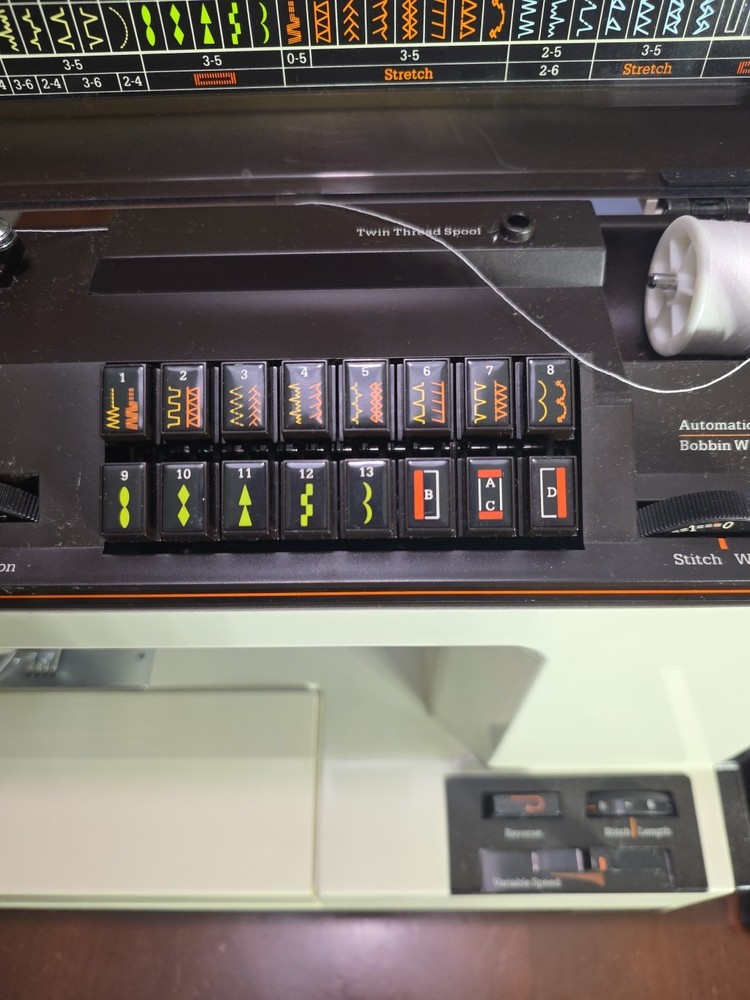 Montgomery Ward Model 1984/ UHT J1984 Sewing Machine with Case