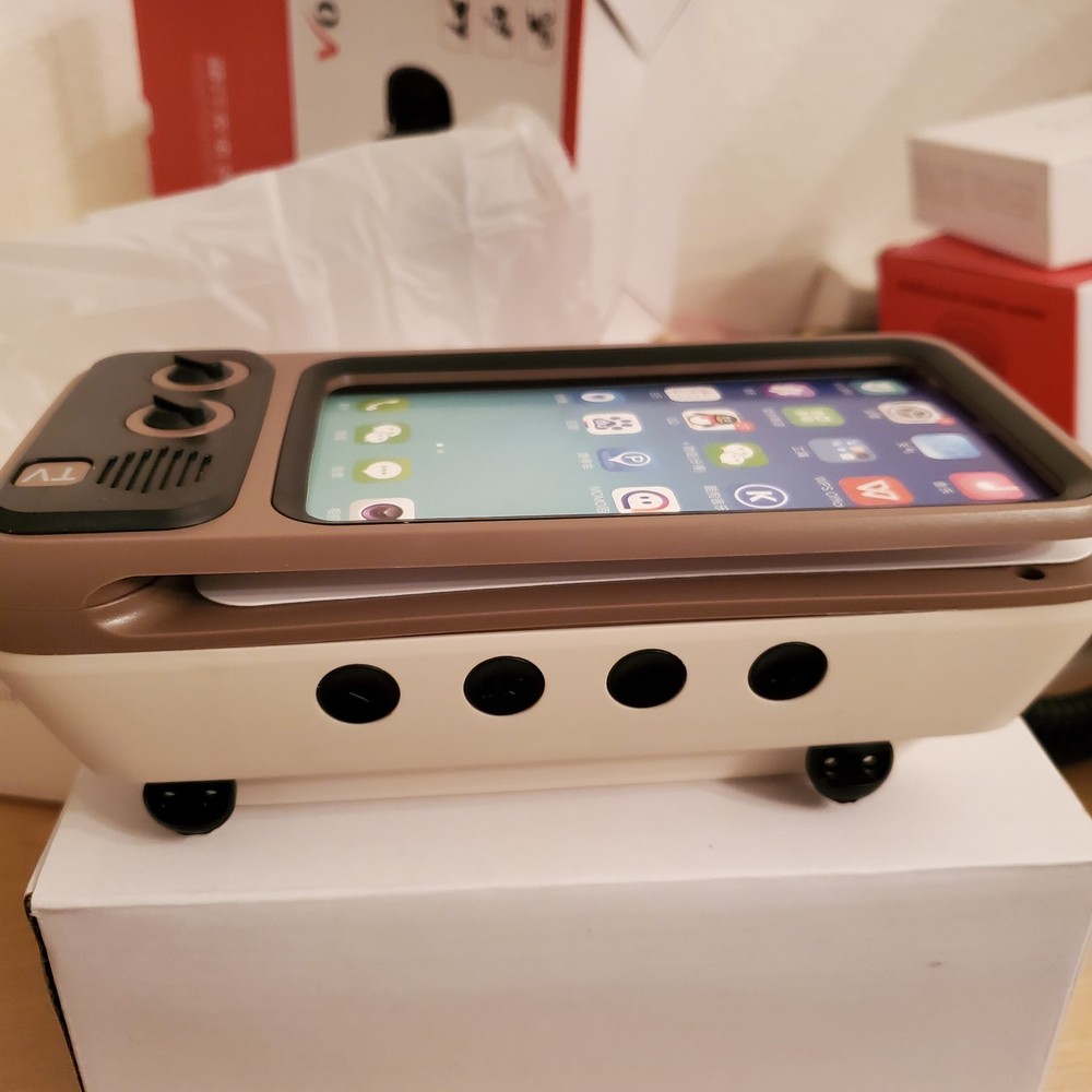 New Never Used Peterhot Mobile TV Wireless Speaker PTH800 Bluetooth