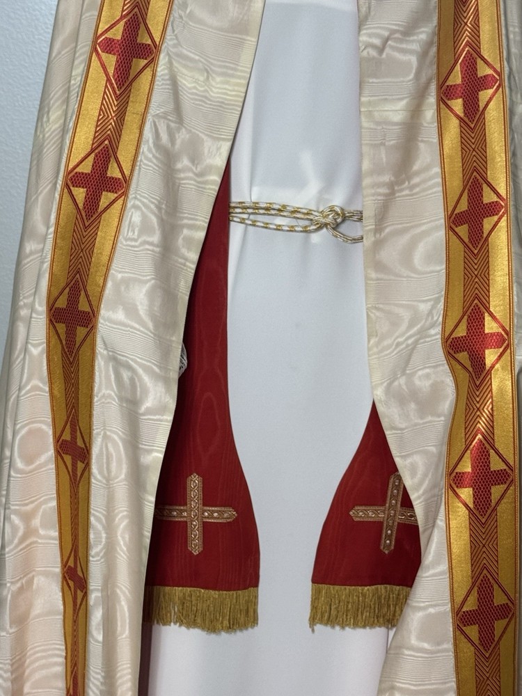 White Cope Vestment (Pre-owned)
