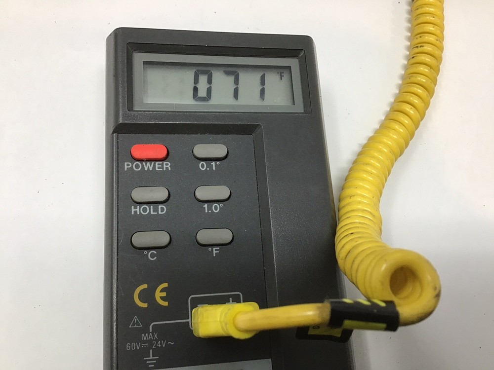 Intercomp Pyrometer Digital Thermometer Model 360019 w/ Case Tested Works