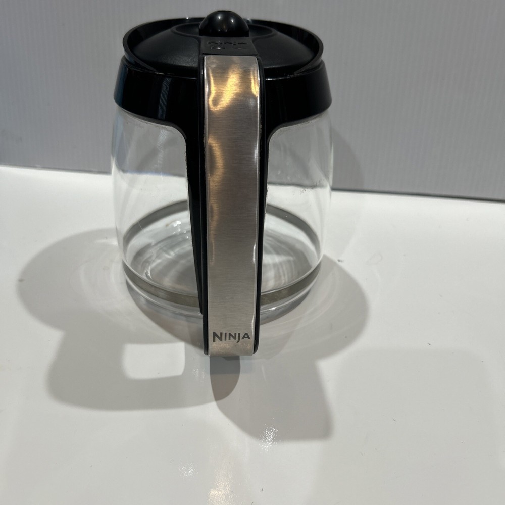 Ninja Coffee Maker Carafe Glass Pot Locking Lid Replacement Part CE251