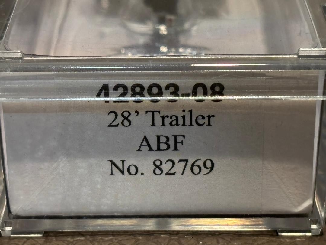 Trainworx N Scale 42893-08 28' Pup Trailer w/Dolly ABF Freight #82769