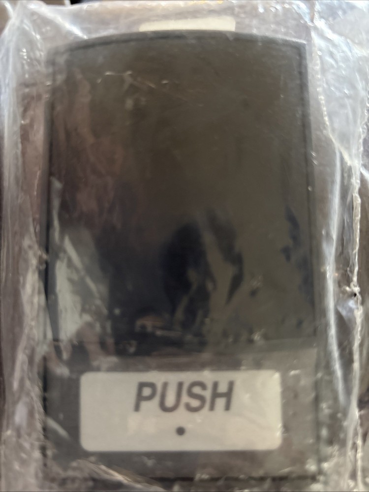 ID PANEL ASSEMBLY MECHANISM LARGE PUSH BUTTON GMV/VERSAPOUR #54-0140-SP