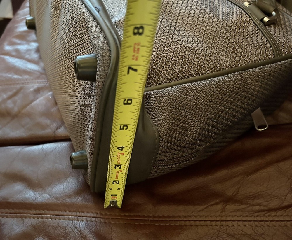 Samsonite overnight/laptop shoulder bag