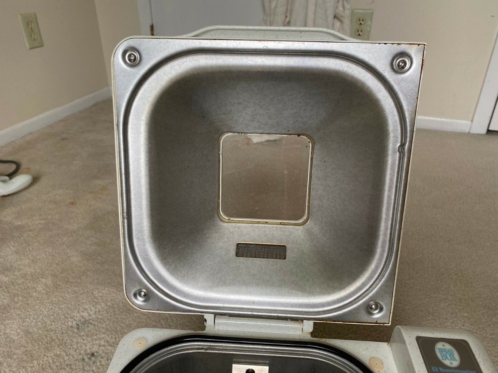 TOASTMASTER Bread Maker Machine Model 1157S