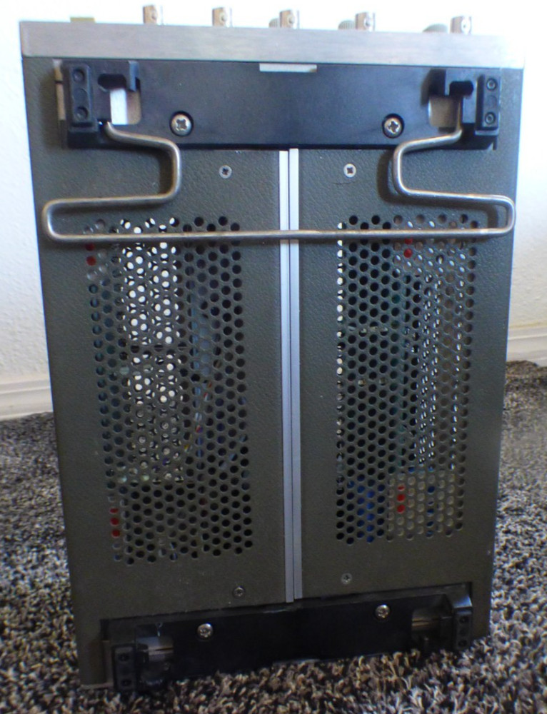 Hewlett Packard HP 8013B Pulse Generator. Used, untested except for plug in.