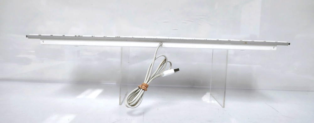 Apple A1243 Wired USB Keyboard Fully Functional