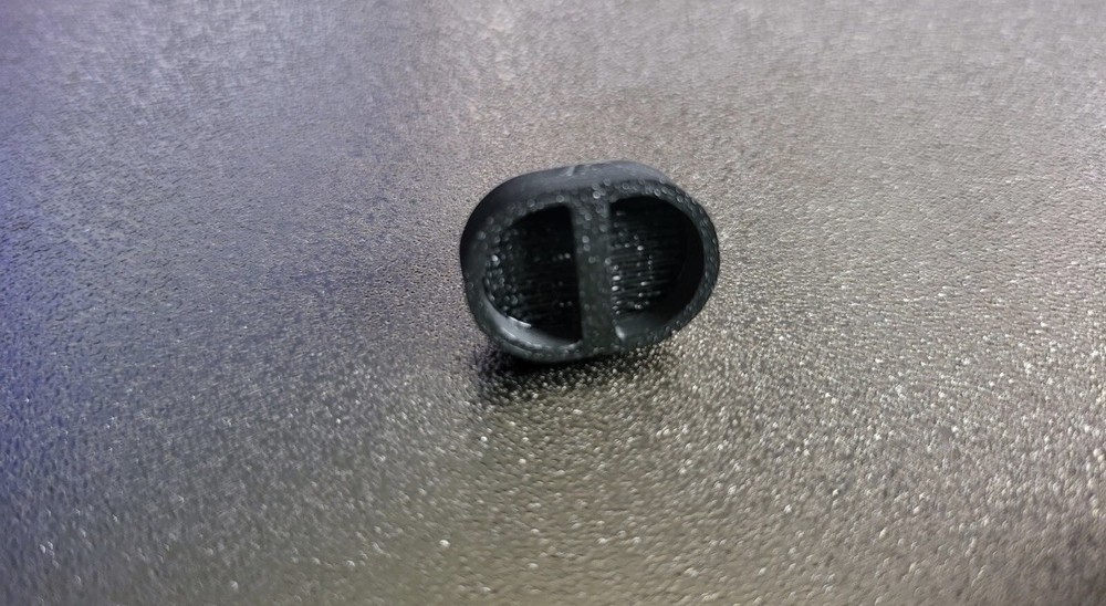 Alfa Romeo Warning Triangle Bracket Securing Pins