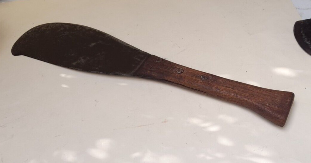 Vnt. MACHETTE KNIFE CLEARING BRUSH SHARP SLASHER ALL PURPOSE HAND TOOL CAMPING