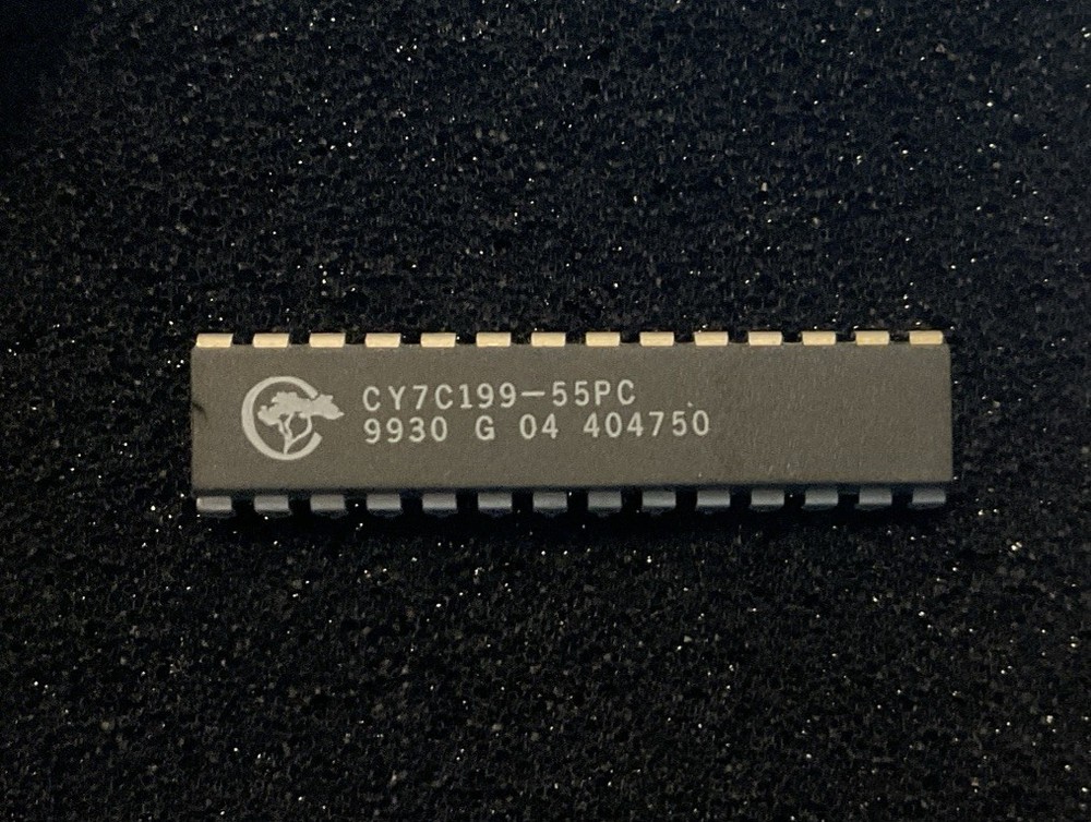 CY7C199-55PC Chip IC