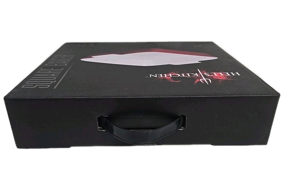 HELL'S KITCHEN Rectangular Baker 2.25 Qt - Red Exterior New in Box VSA