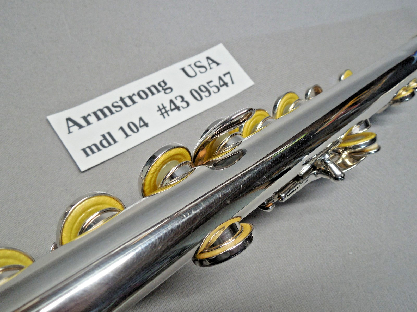 Armstrong 104 Silver Plated Flute w/ Case New Pads Polished Reconditioned