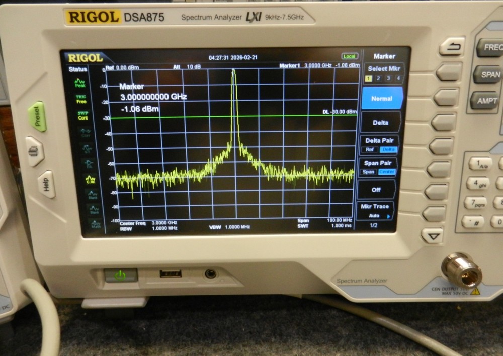Rigol DSA832E-TG Spectrum Analyzer (Excellent condition and operating perfect)