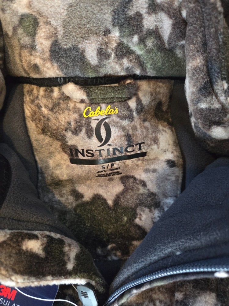 Cabelas Instinct Waterproof Camo Jacket Men’s Size Small