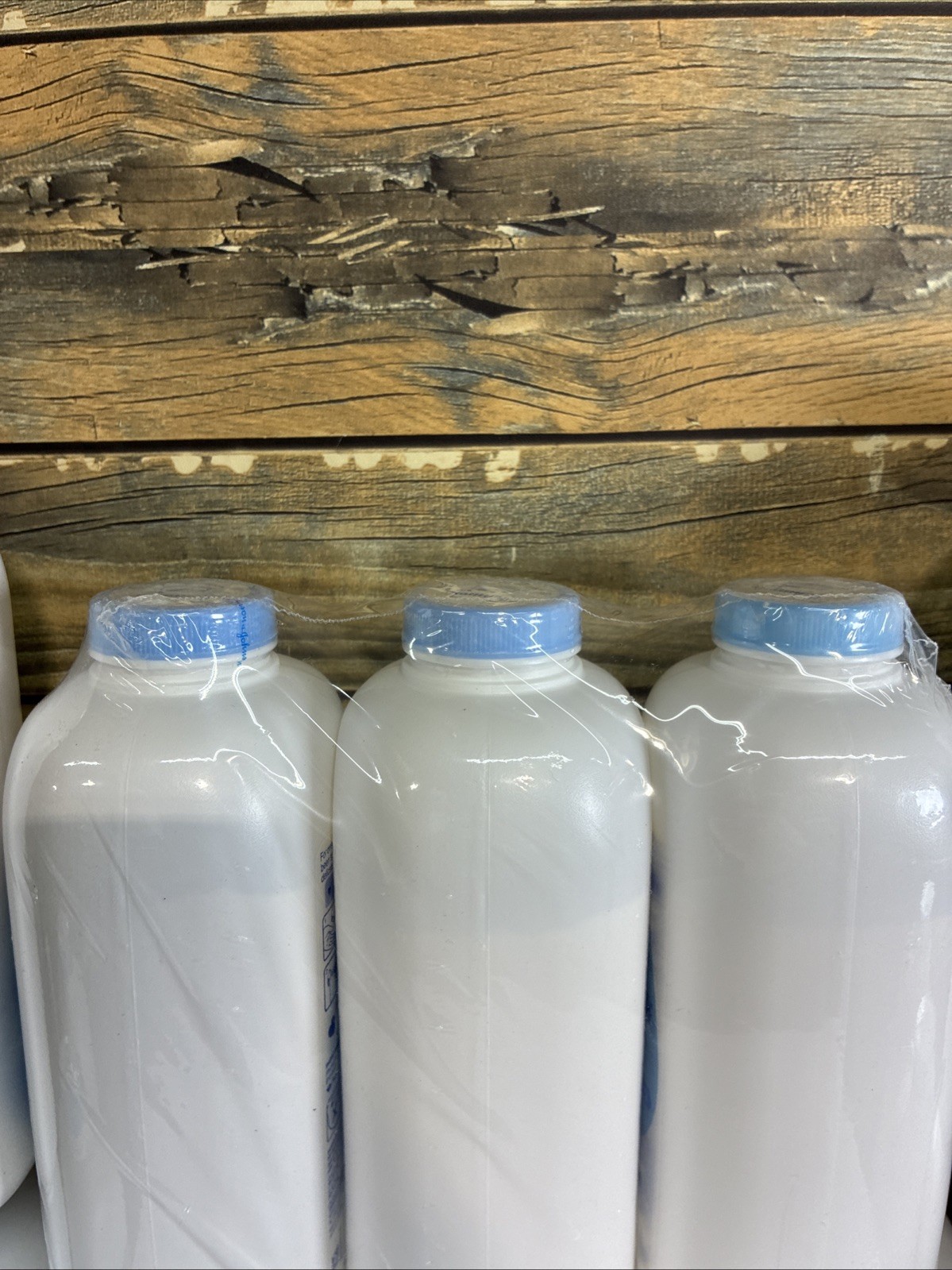 12 COUNT Johnson's Baby Powder Aloe / Vitamin Skin W/ Talc~ (623g) / 22 oz.