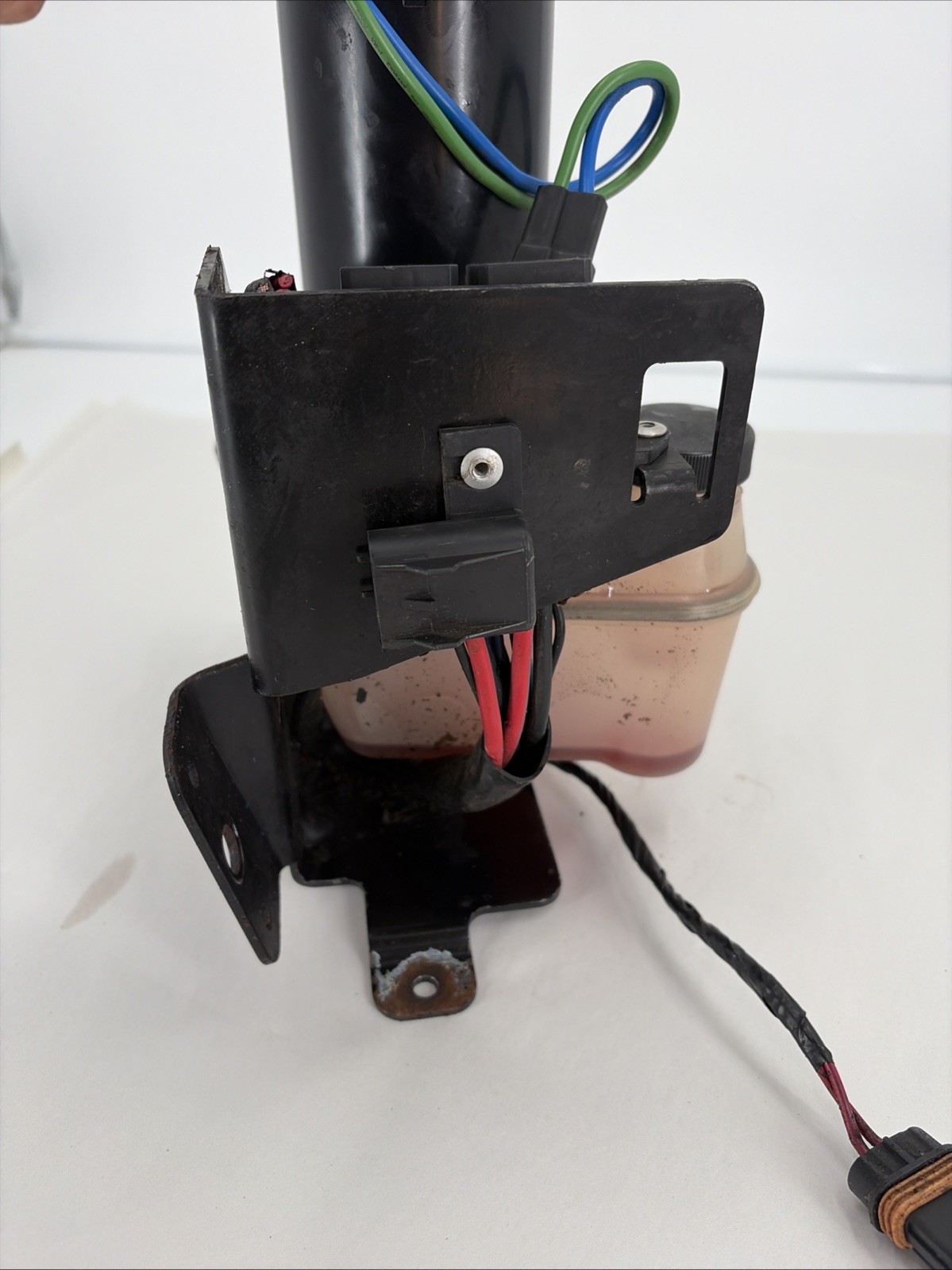 04 Volvo Penta SX M SX-M Out Drive Outdrive trim tilt lift hydraulic pump