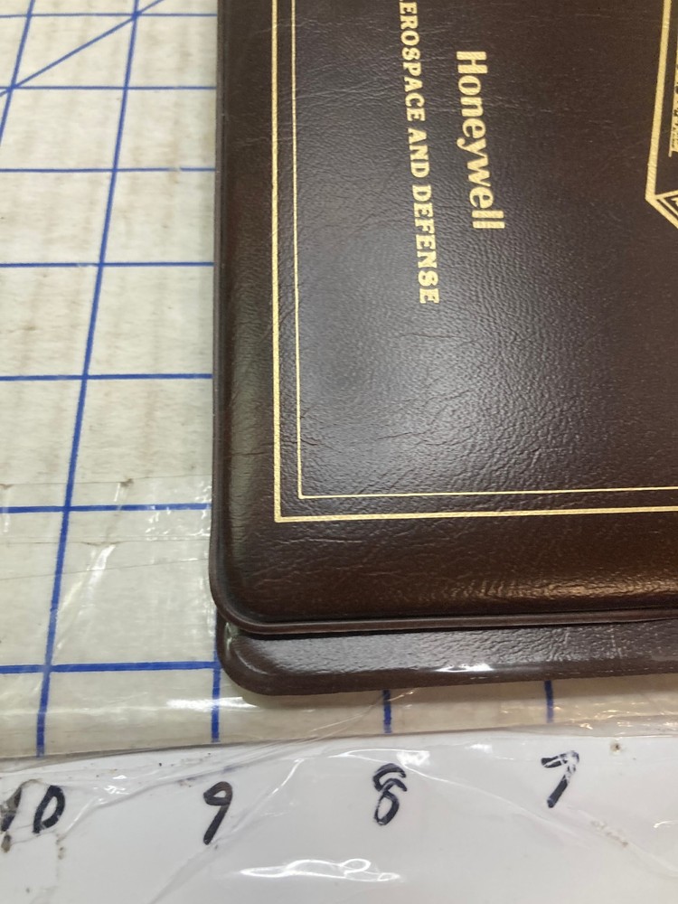 Vintage Honeywell Aerospace and Defense Program Management Guidelines Binder 9"