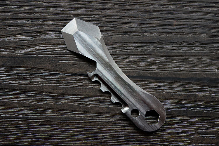 EDC Solid Titanium Alloy Multi Tool Crowbar Bottle Opener Keychain Pendant Card