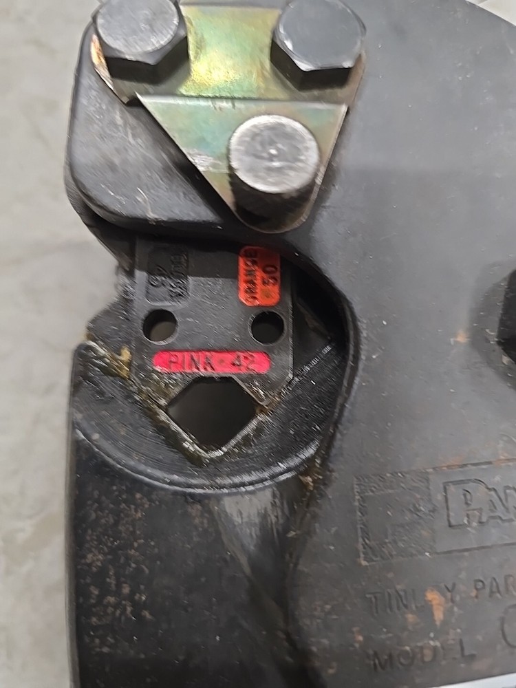 PANDUIT CT-720 CRIMPING TOOL w/ Multiple CRIMP HEAD