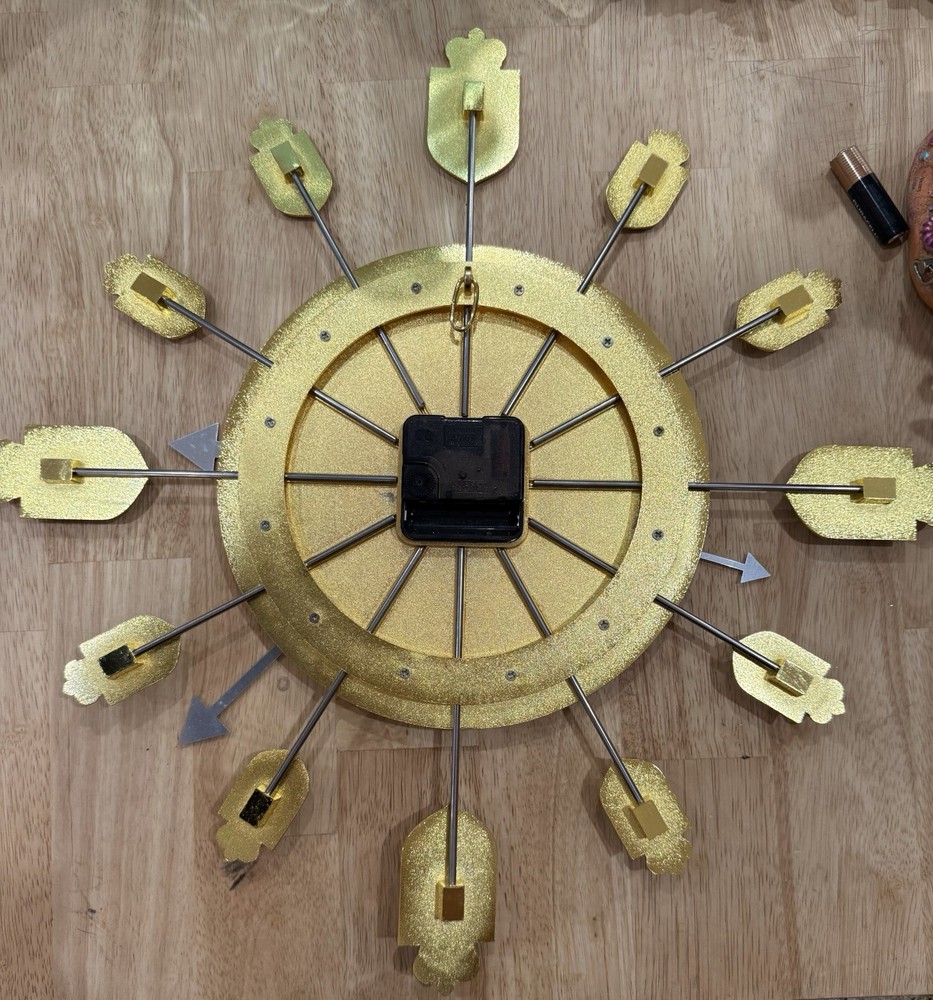 Flor Re Tabacos Partagas 18" Wall Clock